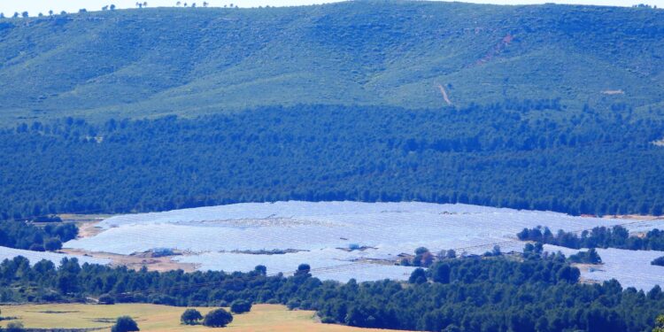AE-Agró advierte sobre el grave riesgo de incendios que suponen las instalaciones eléctricas en zonas rurales y forestales