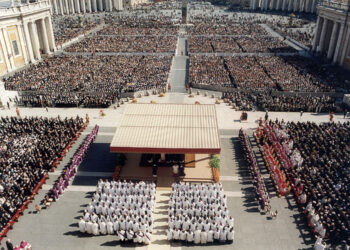 La Archidiócesis conmemora el XXV Aniversario de la beatificación de los Mártires Valencianos con un gran coloquio en el Ateneo
