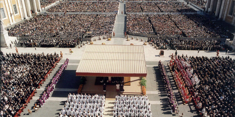 La Archidiócesis conmemora el XXV Aniversario de la beatificación de los Mártires Valencianos con un gran coloquio en el Ateneo 1 La Archidiócesis conmemora el XXV Aniversario de la beatificación de los Mártires Valencianos con un gran coloquio en el Ateneo