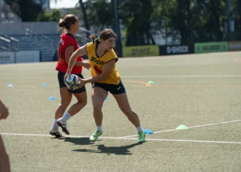 Regis Sonnes revoluciona el XV inicial de Las Leonas con nueve cambios para medirse a Samoa
