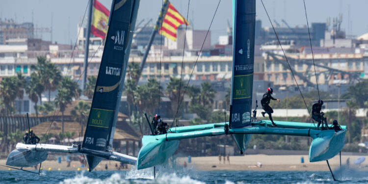 Valéncia vibra al ritmo de los catamaranes voladores del Sail GP 1 Valéncia vibra al ritmo de los catamaranes voladores