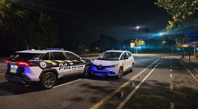 La Policía Local de Alboraya intercepta a un conductor suicida en sentido contrario por la Ronda Nort 1 La Policía Local de Alboraya intercepta a un conductor suicida en sentido contrario por la Ronda Nort