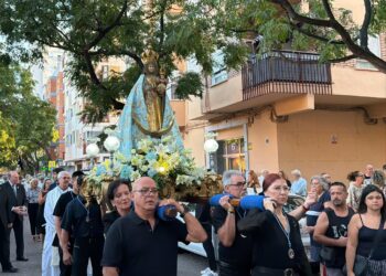 La Fuensanta reafirma sus raíces en Valencia: devoción y memoria viva en la salida de su patrona