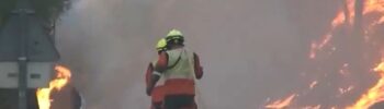 El fuego en Tuéjar abarca un perímetro de 21 km y 880 hectáreas con la mirada puesta en el viento y el embalse de Benagéber