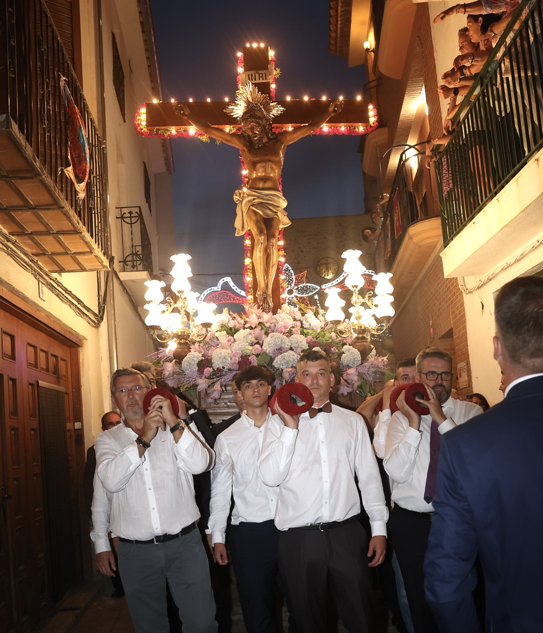 La Fallera Mayor de Valencia regresa a Torás para participar en las fiestas patronales junto a su Corte de Honor 5 IMG 6814
