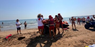 Los socorristas de las playas de Valencia 2