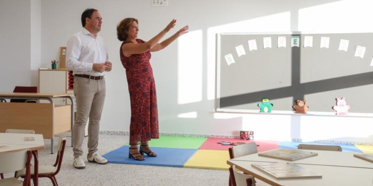Más de 60 colegios e institutos dañados por la dana concluyen sus obras de emergencia