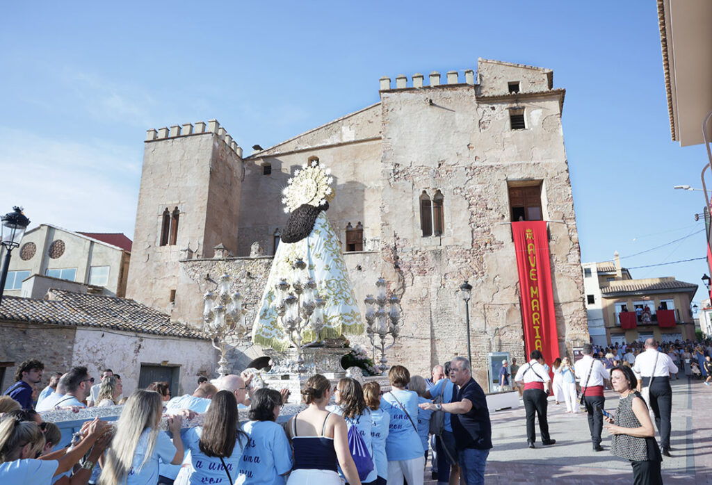 Albalat dels Tarongers se rinde ante la imagen peregrina de la Virgen de los Desamparados 3 Peregrina Albalat Tarongers 6