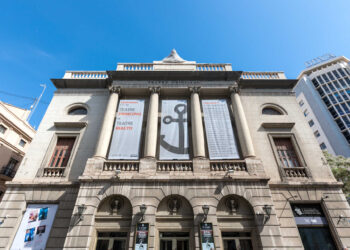Cierre urgente del Teatro Principal de Valéncia por peligro de derrumbe