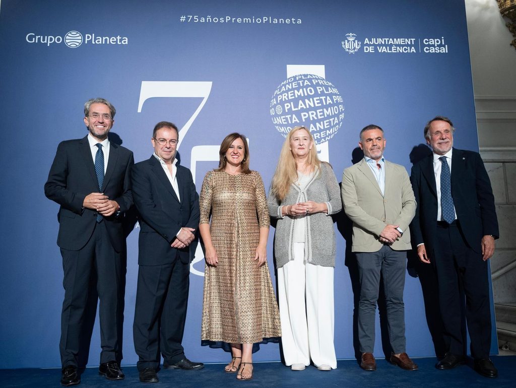 El Premio Planeta celebra en Valencia sus 75 años de historia con Màxim Huerta, Javier Sierra y Luz Gabás 9 Valencia reune a 200 invitados para celebrar los 75 anos del Premio Planeta 1