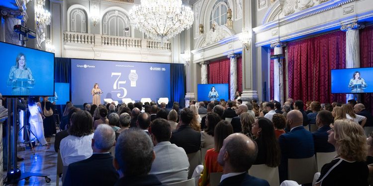 El Premio Planeta celebra en Valencia sus 75 años de historia con Màxim Huerta, Javier Sierra y Luz Gabás 1 El Premio Planeta celebra en Valencia sus 75 años de historia con Màxim Huerta, Javier Sierra y Luz Gabás