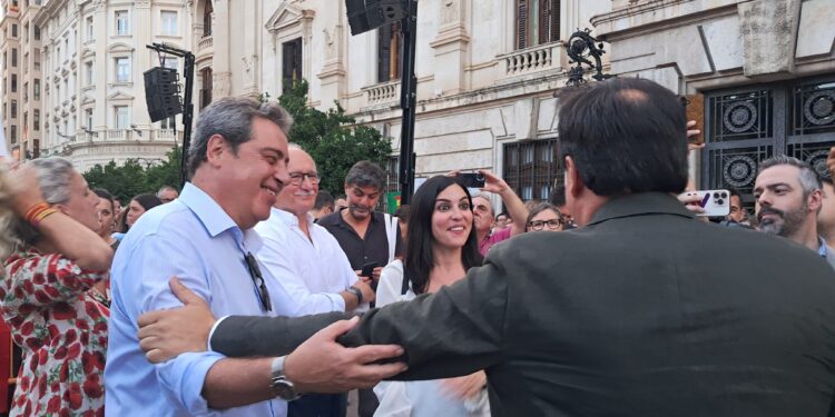 Decidix acusa a Vox de plantar-se en la “prioritat nacional” pero no en la llengua valenciana