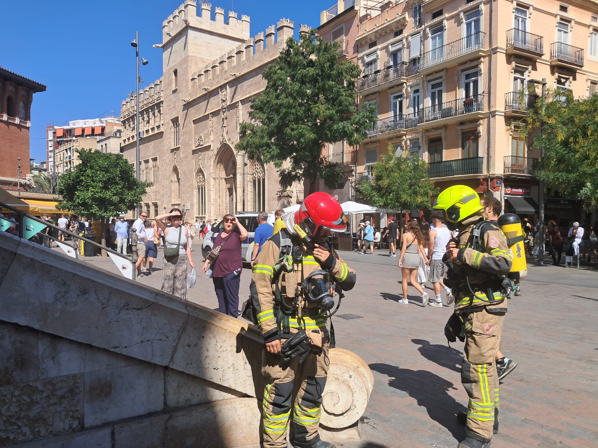 "Para decir tonterias y hacer el jilipollas, mejor lárgate" Las indicaciones de Información del Mercado Central Valéncia a Noticias Ciudadanas 6 WhatsApp Image 2026 09 24 at 19.23.591