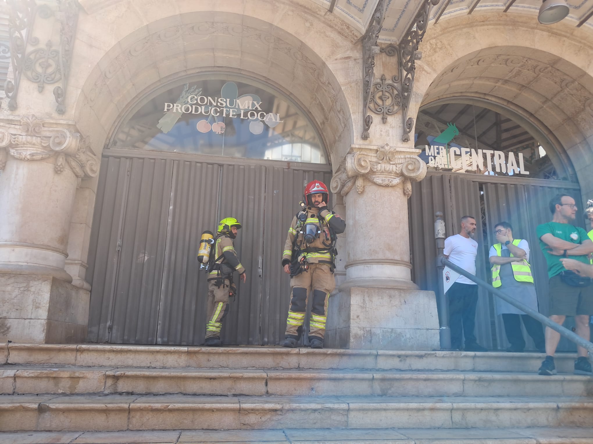 "Para decir tonterias y hacer el jilipollas, mejor lárgate" Las indicaciones de Información del Mercado Central Valéncia a Noticias Ciudadanas 4 WhatsApp Image 2026 09 24 at 19.24.00