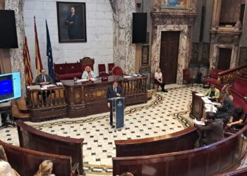 Los vecinos de Valencia exigen se cumpla la normativa de los apartamentos turísticos 2 Los vecinos de Valencia exigen se cumpla la normativa de los apartamentos turísticos