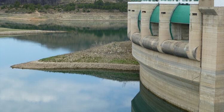 AVA-ASAJA exige incluir las obras hidráulicas como prioridad contra las inundaciones y compensar a las tierras absorbidas por cauces
