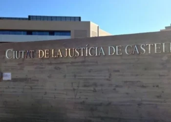 Un año y siete meses de cárcel por atacar a golpes al propietario de un bar en Castellón