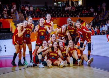 Baloncesto femenino: España exhibe músculo ante Japón