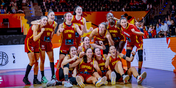 Baloncesto femenino: España exhibe músculo ante Japón
