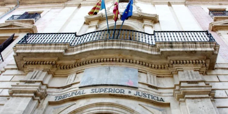 El TSJCV condena a Sanidad a indemnizar con 100.000 euros a una joven de Ibi que quedó en coma tras una reacción alérgica