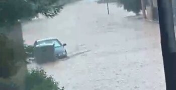 AEMET adelanta la alerta naranja en el interior de Valencia ante la virulencia del temporal de lluvia y granizo