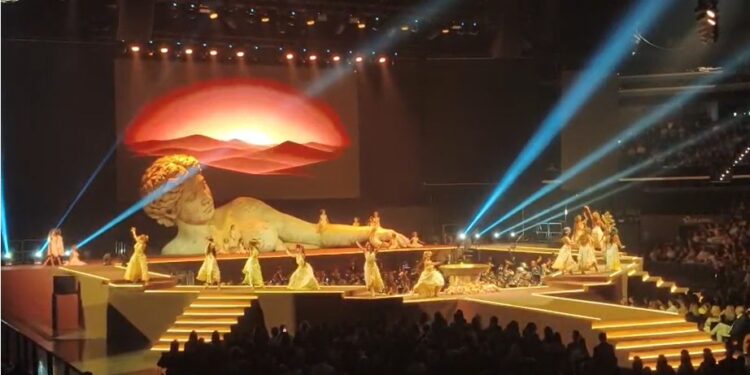 ‘RITUS’: la magia de la Valentia romana y el culto al fuego sagrado inspiran la Gala de Elección de las Falleras Mayores de Valéncia 2027