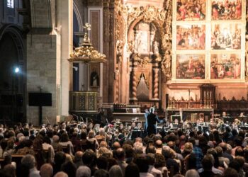 La Catedral de Valencia se convierte en un escenario sinfónico con Wagner, Saint-Saëns y una obra inédita inspirada en el Santo Grial