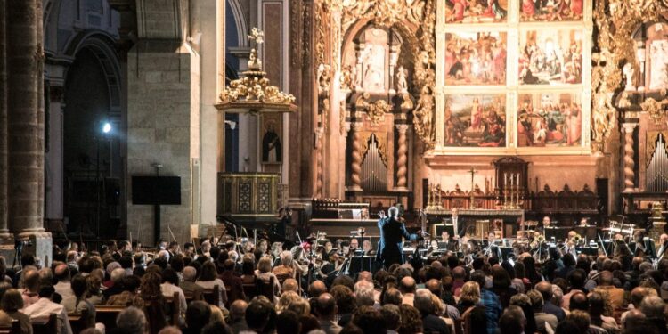 La Catedral de Valencia se convierte en un escenario sinfónico con Wagner, Saint-Saëns y una obra inédita inspirada en el Santo Grial