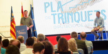 La Diputació de Valéncia eleva a 11 millones de euros el Plan de Trinquets para revitalizar la pilota valenciana
