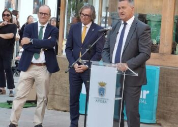 La Conselleria entierra el macrovertedero de Zarra al caducar el expediente de la empresa promotora