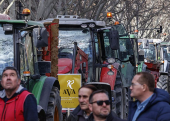 El campo valenciano llevará sus tractores a Madrid el 28 de octubre para exigir precios justos y medidas contra el aumento de costes