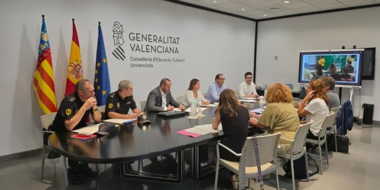 217 colegios e institutos solicitan participar en Guardabosc, el programa que enseña a los alumnos a prevenir incendios forestales 1 261003 Guardabosc Foto2