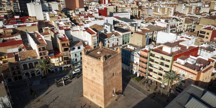 Torrent da luz verde a la licitación para restaurar la Torre Medieval y convertirla en espacio museístico 1 Torrent da luz verde a la licitación para restaurar la Torre Medieval y convertirla en espacio museístico