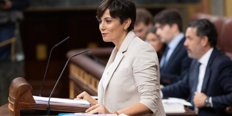 El Congreso tumba el primer decreto "Maricarmen" tras el voto en contra de Junts, PP y Vox 1 El Congreso tumba el primer decreto "Maricarmen" tras el voto en contra de Junts, PP y Vox