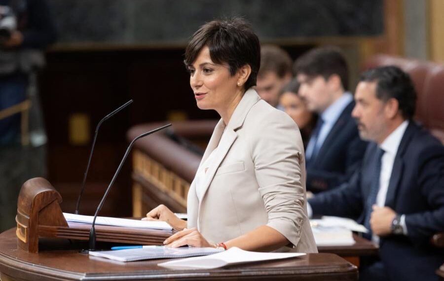 El Congreso tumba el primer decreto "Maricarmen" tras el voto en contra de Junts, PP y Vox 1 El Congreso tumba el primer decreto "Maricarmen" tras el voto en contra de Junts, PP y Vox