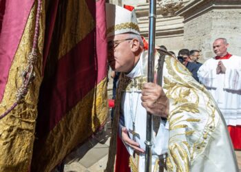 Mons. Benavent apela a la unidad del pueblo valenciano durante el solemne Te Deum del 9 d’Octubre