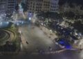 Tensión y resolución en el corazón de la ciudad: los acampados ceden y la Cultura Valenciana se impone en la plaza tras momentos de extrema crispación 10 Tensión y resolución en el corazón de la ciudad: los acampados ceden y la Cultura Valenciana se impone en la plaza tras momentos de extrema crispación