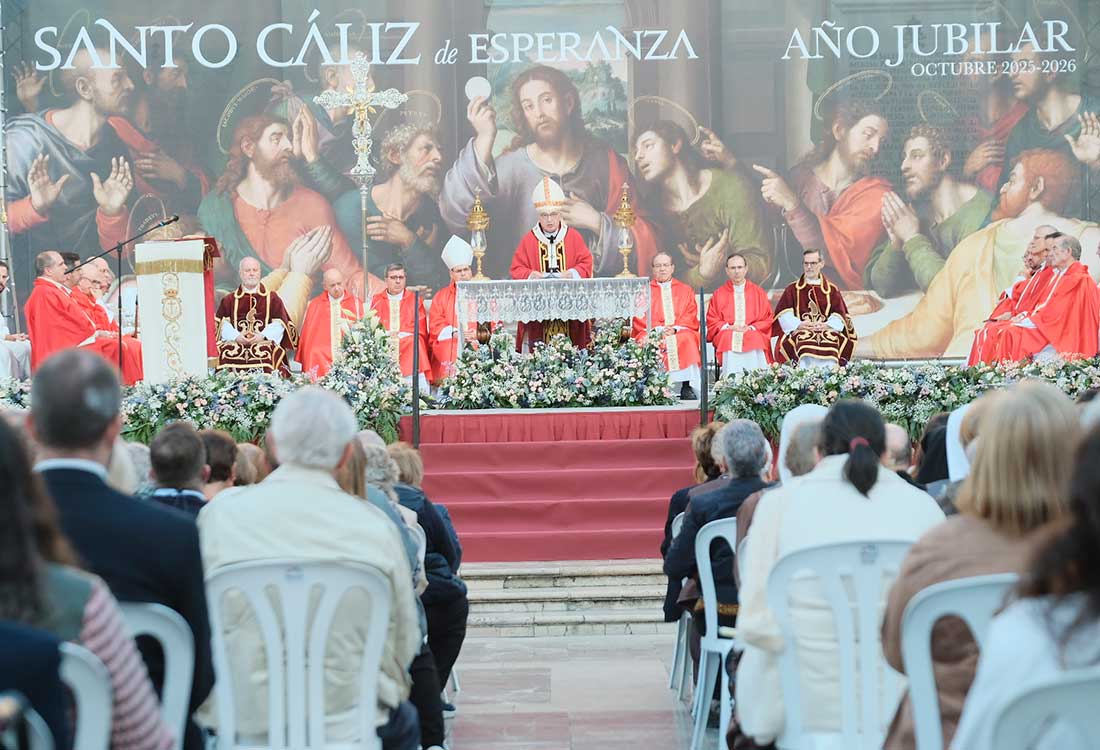 Valencia se vuelca en una multitudinaria Eucaristía y Vigilia Extraordinaria ante la clausura del Año Jubilar del Santo Cáliz 12 ClausuraCaliz WEB4