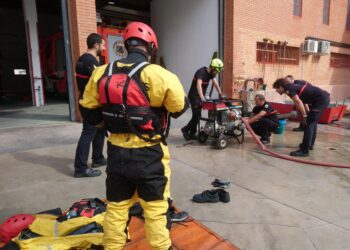 incorpora 230 efectivos de refuerzo en Bomberos