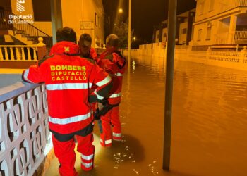 Las lluvias dejan 266 incidencias en la Comunitat Valenciana, con Valéncia y Alzira como las zonas más afectadas 14 Las intensas lluvias movilizan al Consorcio Provincial de Bomberos de Castellón durante la mañana
