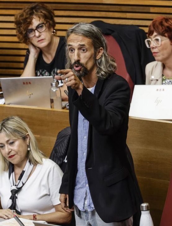 La inacción política amenaza de nuevo una festividad valenciana: El 9 d'Octubre 6 HTtP6ZQXwAAEJHq