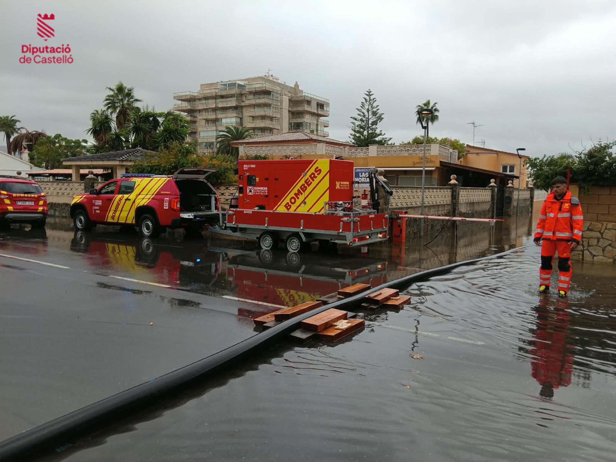 El episodio de lluvias amaina en la CV tras acumular otros 120 litros desde anoche y atender cerca de 300 emergencias 3 HTuMVpnWkAAzzsP