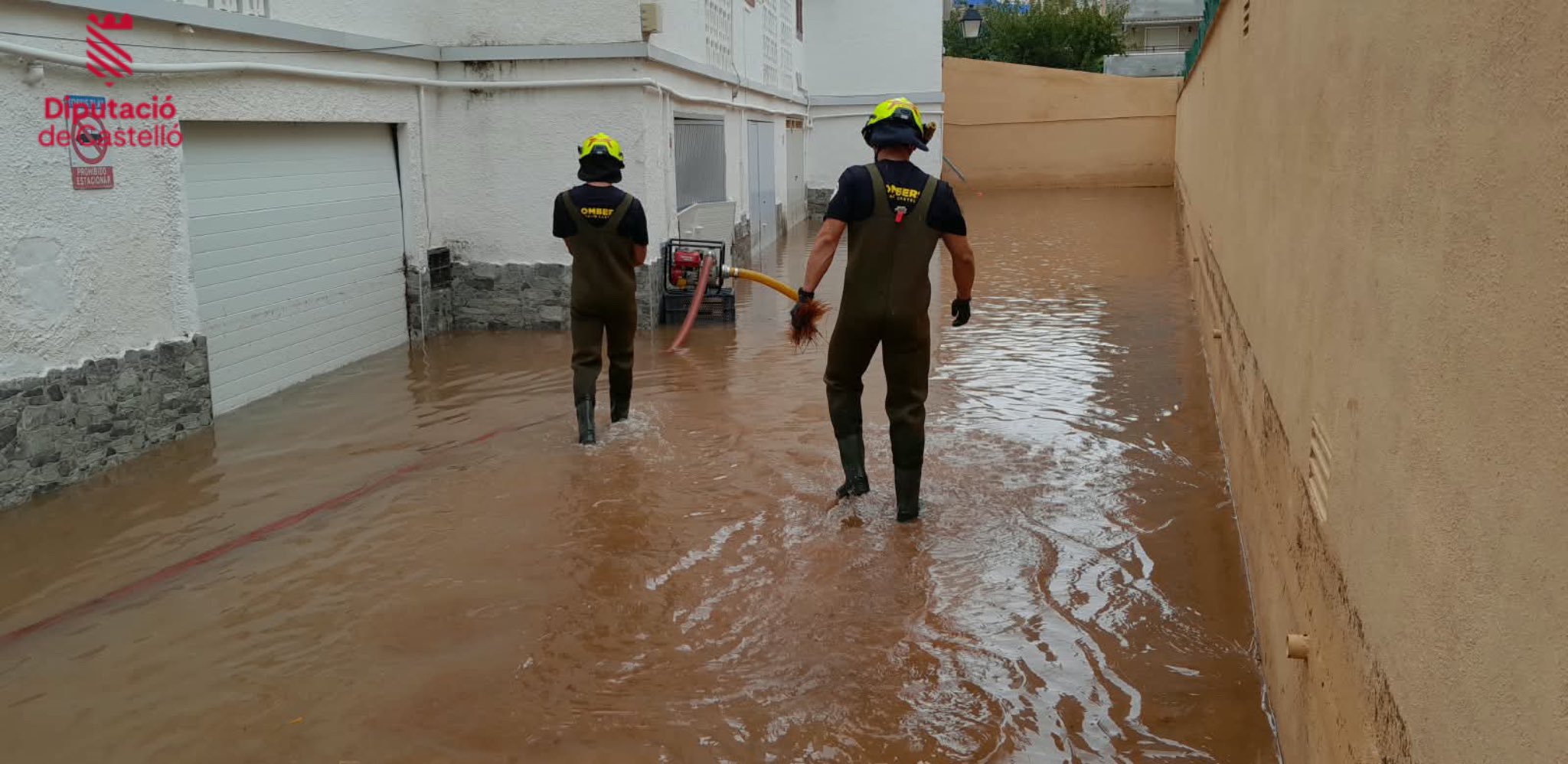 El episodio de lluvias amaina en la CV tras acumular otros 120 litros desde anoche y atender cerca de 300 emergencias 4 HTuNDSjWkAAn0Om