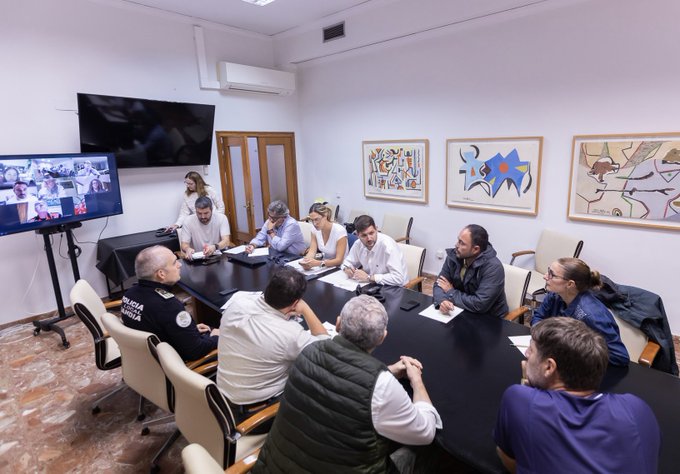 Gandía eleva al nivel 2 la emergencia por inundaciones tras una noche crítica marcada por el embate de la DANA 1 Gandía eleva al nivel 2 la emergencia por inundaciones tras una noche crítica marcada por el embate de la DANA