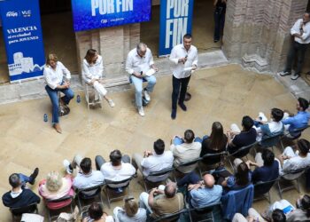 Terremoto político en el PPCV: Génova sitúa a Catalá como cabeza de lista al Congreso por Valéncia y desata la guerra interna por la Generalitat Valenciana y el propio Ajuntament de Valéncia 6 Terremoto político en el PPCV: Génova sitúa a Catalá como cabeza de lista al Congreso por Valéncia y desata la guerra interna por la Generalitat Valenciana y el propio Ajuntament de Valéncia