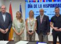Más de 7.000 participantes y 37 grupos folclóricos recorrerán Valéncia en el desfile del Día de la Hispanidad