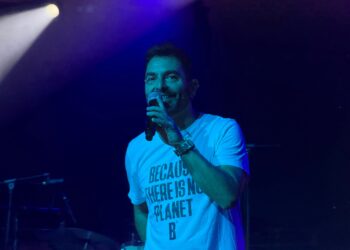 Melon Diesel revive sus grandes éxitos con un emotivo concierto en el Roig Arena de Valéncia