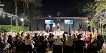 Elche se viste de gala: una veintena de firmas de calzado presentan sus novedades este sábado en la "Pasarela Elche Fashion Shoes 2026"