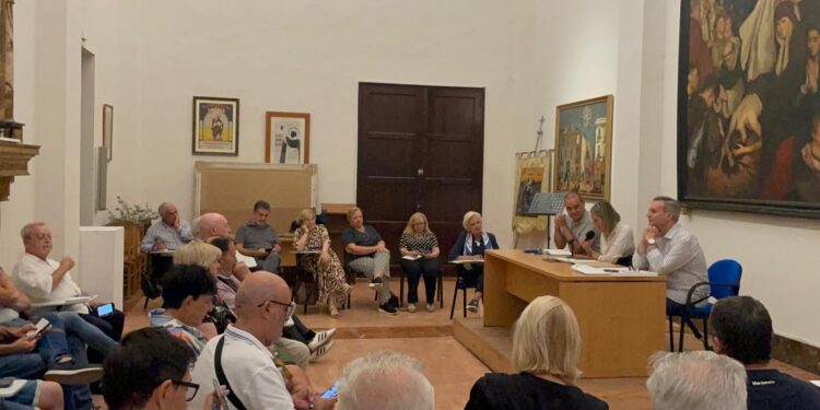 Sara Brugger Frigols nombrada Honorable Clavariesa de las Fiestas de San Vicente Ferrer para el año 2027