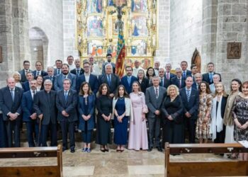 Lo Rat Penat celebra su tradicional Te Deum en el Monasteri de Santa Maria d'El Puig